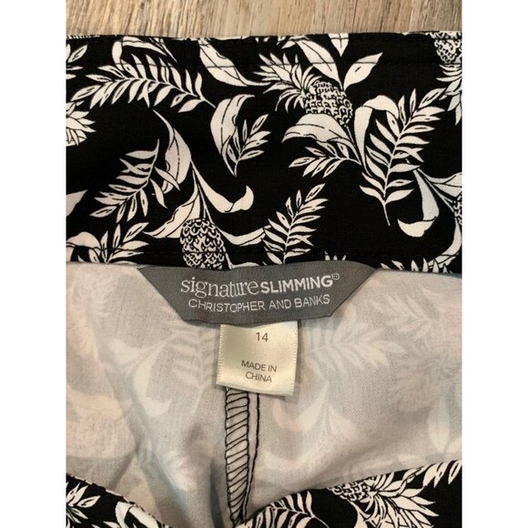 Christopher & Banks Signature Slimming Black & White Tropical Print Crop Pants S - Picture 2 of 12